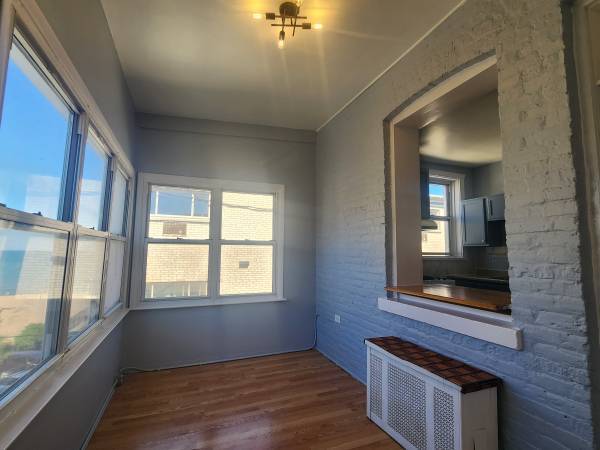 Foto principal - 1058 W Columbia Ave