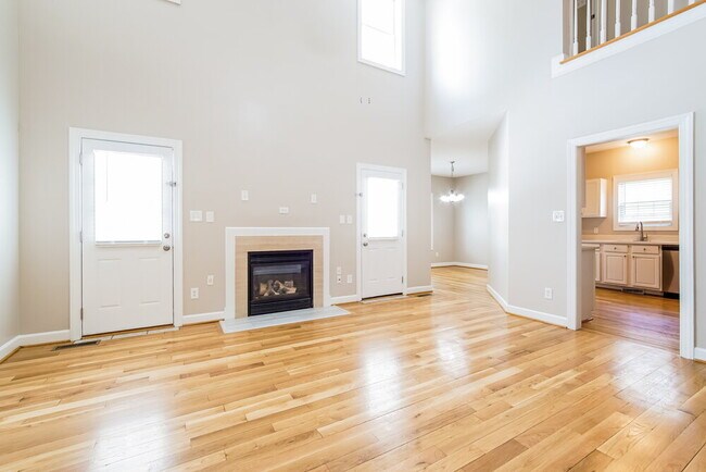 Foto del edificio - 2012 Winston Diamond Ct