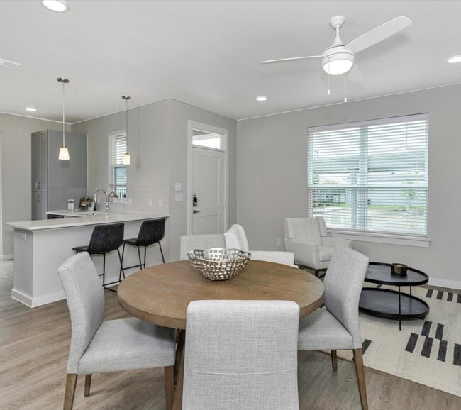 Foto del edificio - Chapel Creek Cottages