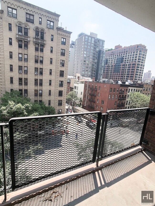Foto del edificio - EAST 35 STREET