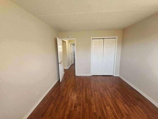 Building Photo - 4648 153rd St