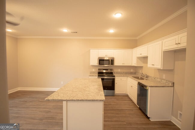 Building Photo - 17358 GA-67
