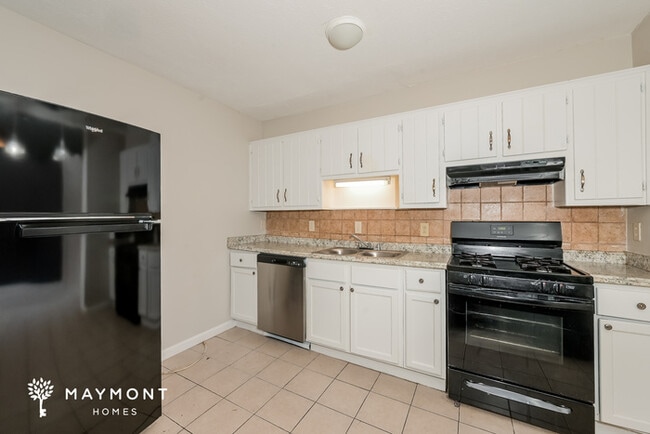 Foto del edificio - 5059 Wycliffe Dr SW
