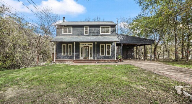 Foto del edificio - 13918 Hummingbird Ln