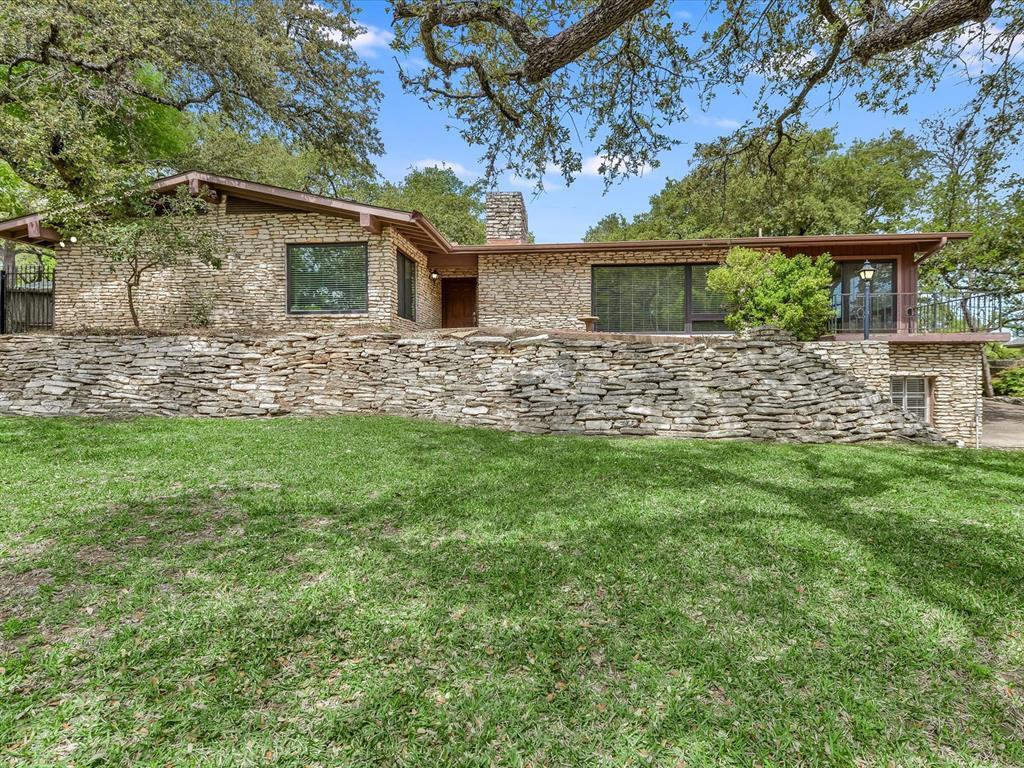 Primary Photo - 402 Almarion Dr