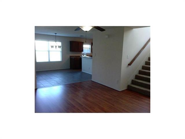 Building Photo - 616 Fleming St