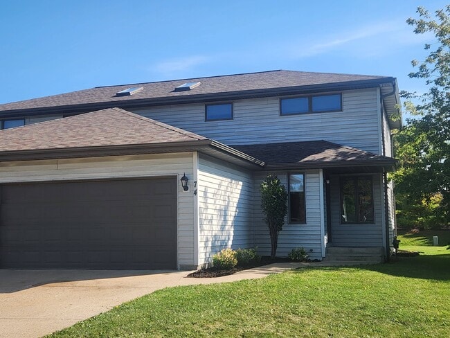 Building Photo - 74 Brighton Cir