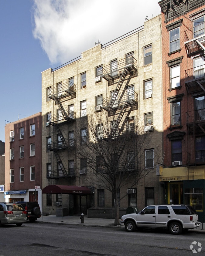 Primary Photo - 45 Carmine St
