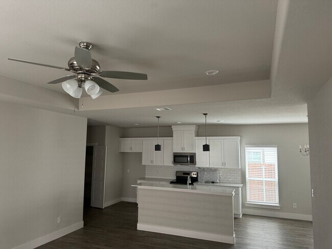 Foto del edificio - 688 The Cottages Dr