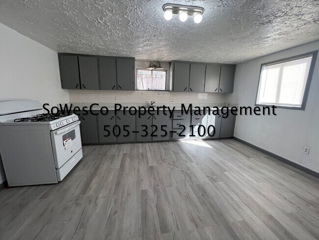 Building Photo - Remodeled Three Bedroom Home In Bloomfield