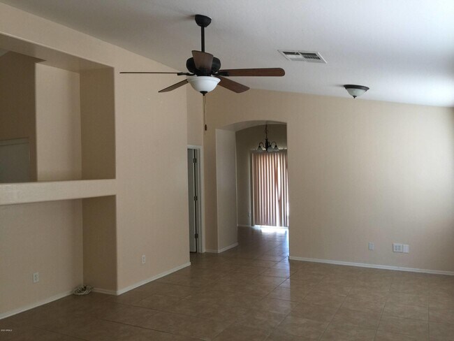Foto del edificio - 14970 W Caribbean Ln