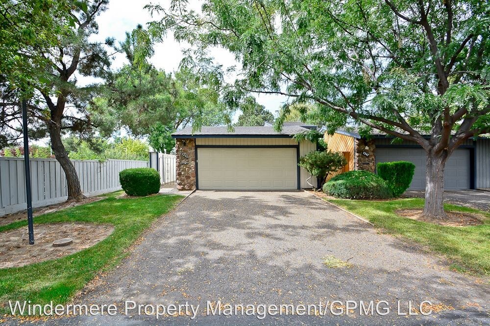 Primary Photo - 2 br, 2 bath House - 7245 W. Cascade Drive