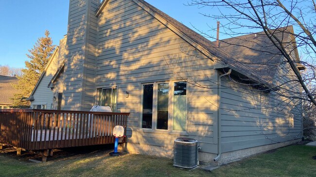 Foto del edificio - 24593 Enchanted Dr