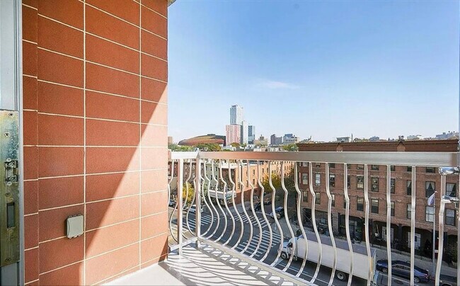 Photo - 110 4th Ave Apartment