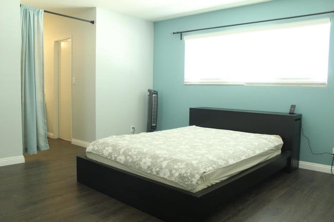 Master Bedroom - 1845 Corinth Ave