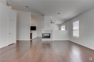 Building Photo - 5694 Snow Drop St