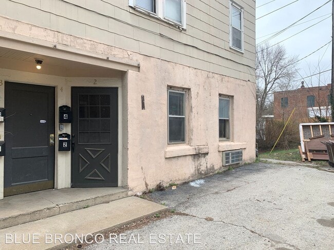 Building Photo - 9436 E Wilson Rd
