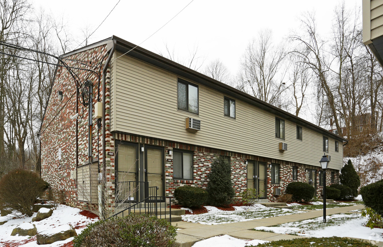 Primary Photo - The Meadows Apartments