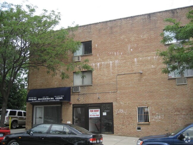 Building Photo - 211-63 46th Ave