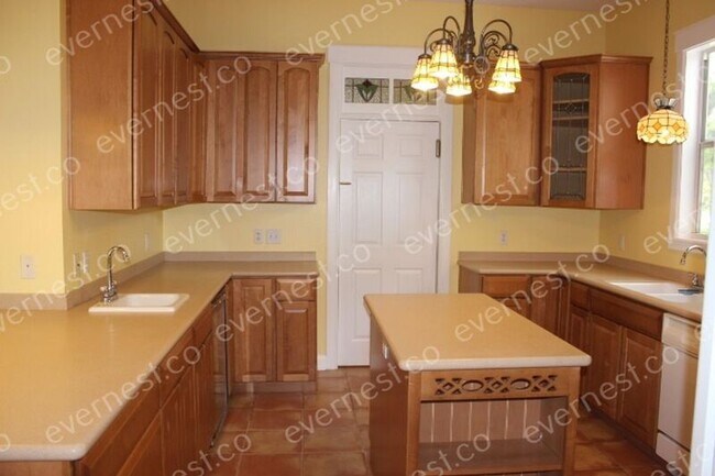 Foto del edificio - 7404 S De Soto St