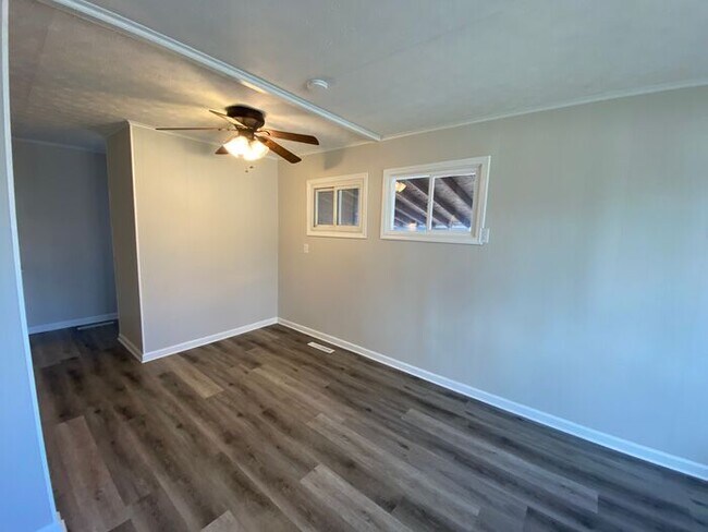 Building Photo - Hilliard Ranch Home