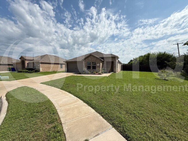 Building Photo - 2702 Marotto Wy