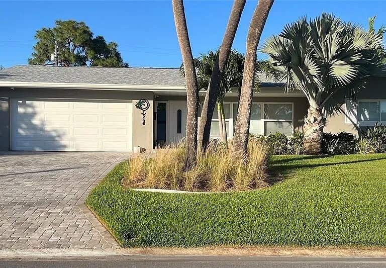 Photo - 5196 41st St S (Saint Petersburg, FL)