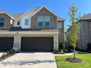 Building Photo - 1320 Hill Country Pl