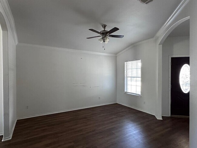 Foto del edificio - 12720 Waynespur Ln