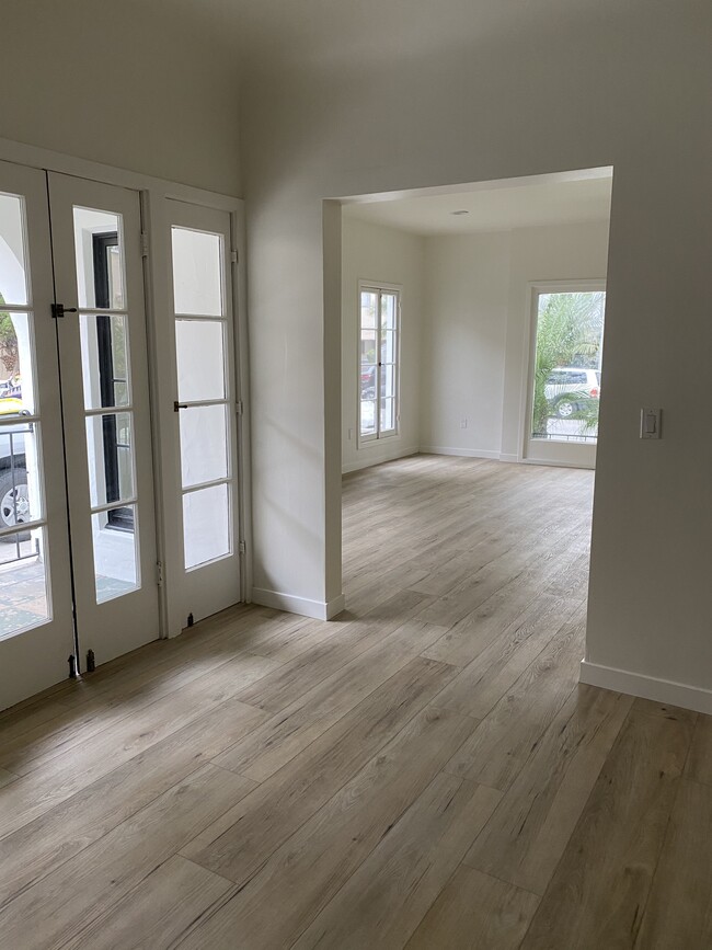 Dining Area - 205 S Arnaz Dr