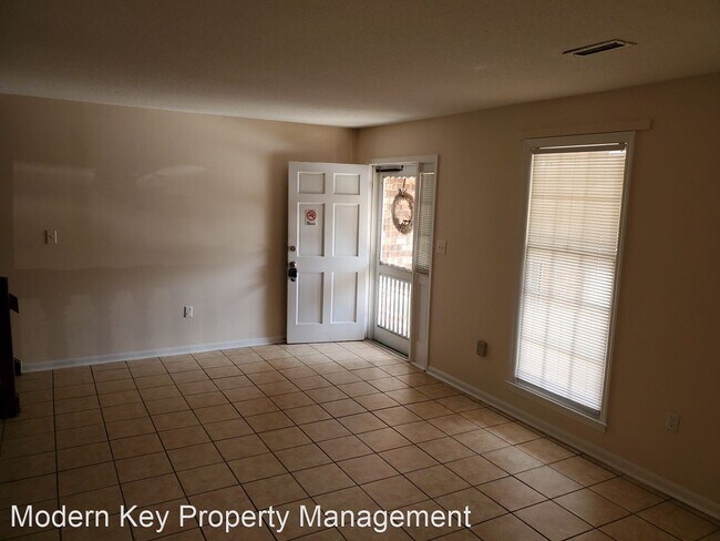 Building Photo - 3 br, 1.5 bath House - 4418 N Shirley Dr