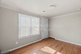 Building Photo - 161 Anistasia Dr