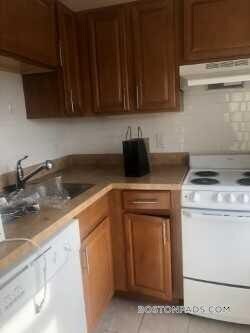 Primary Photo - 1126 Boylston St