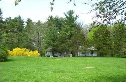  - 413 Silver Spur Rd E