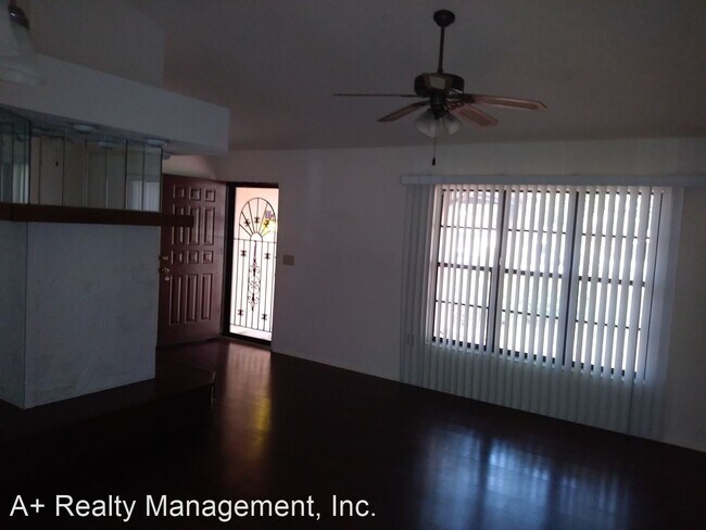 Building Photo - 2 br, 2 bath House - 8120 Pagoda Dr.