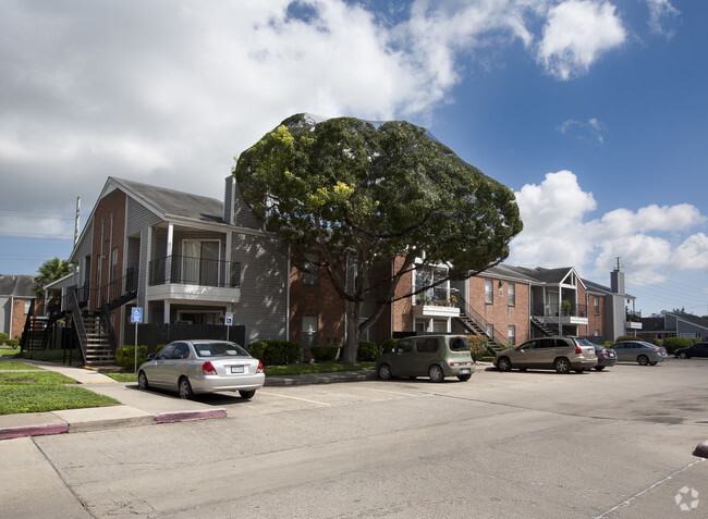 Kingston Port Apartment Homes - Kingston Port