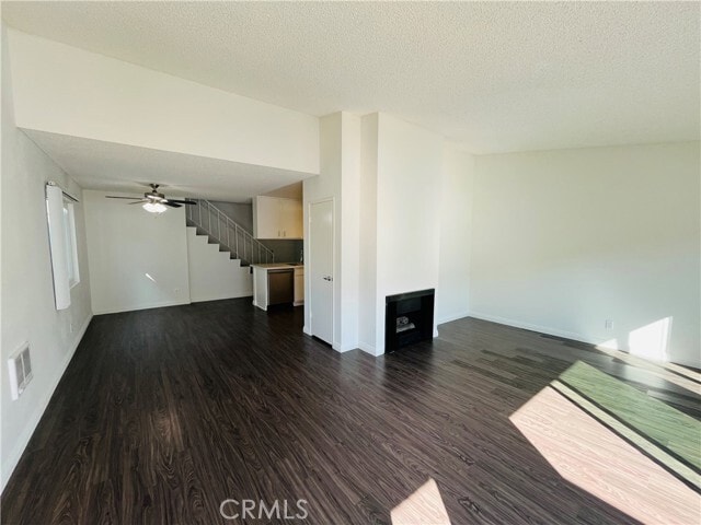 Building Photo - 25018 Eshelman Ave