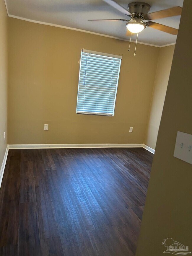 Building Photo - 6465 Tippin Ave