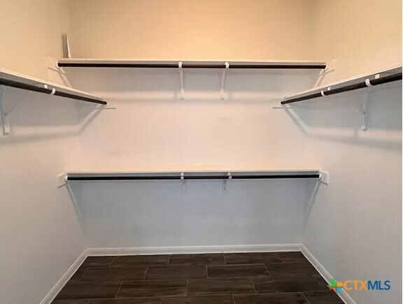 Foto del edificio - 1228 Esplanade Pkwy