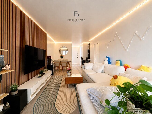 Foto del edificio - 159 W 53rd St