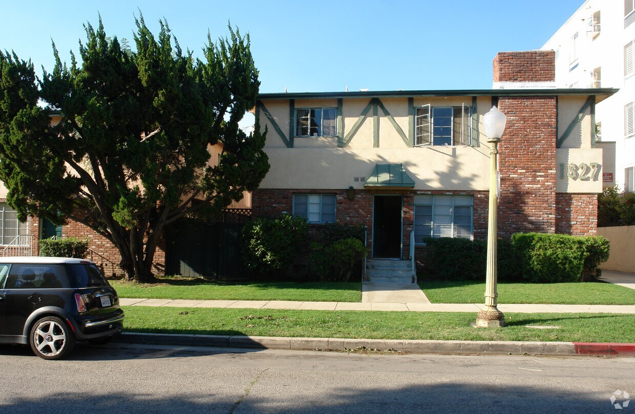 Building Photo - 1827 Manning Ave