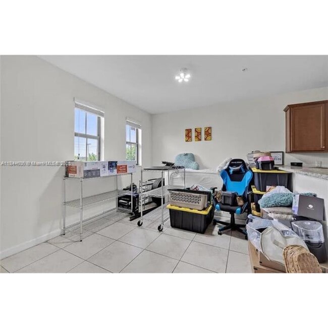 Foto del edificio - 10620 NW 88th St