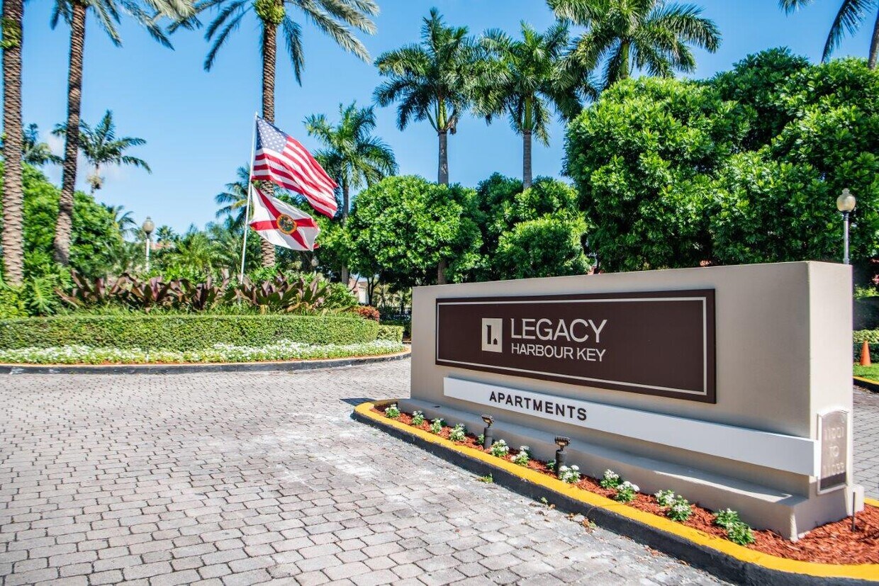 Legacy Harbour Key 11033 N Kendall Dr Miami, FL Apartments for Rent in Miami