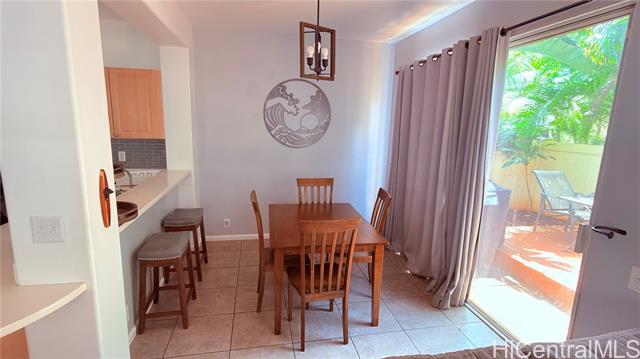 Foto del edificio - 91-137-137 Makalea St