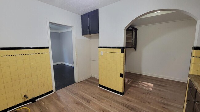 Foto del edificio - 3276 Tyler St