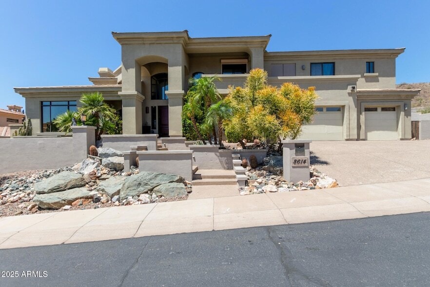 Primary Photo - 8614 N 17th Pl