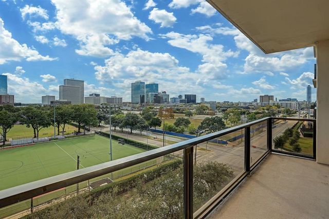 Building Photo - 2 Bedrooom in Houston, TX 77098