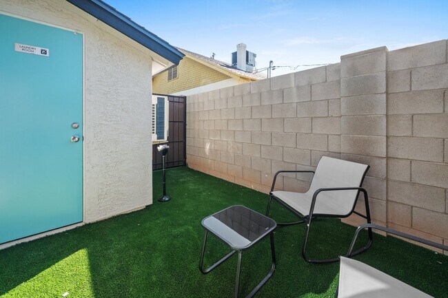 Foto del edificio - 1242 E Pierce St