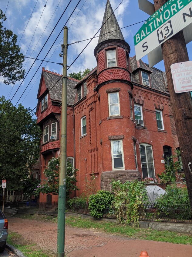 30 North 41st Street 1st Floor Philadelphia PA 19104 – A Look at This Iconic Address