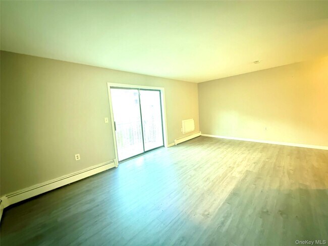 Foto del edificio - 225 Concord Ln